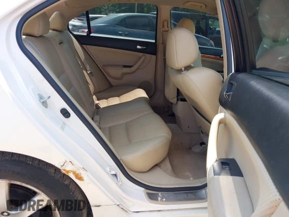 ✅ 2005 Acura TSX • VIN: JH4CL96805C000641 • Lot: 42813233. Listed on IAAI with 192,688 mi. Free auction sales archive from the USA and detailed vehicle history report at DreamBid. Image 8.