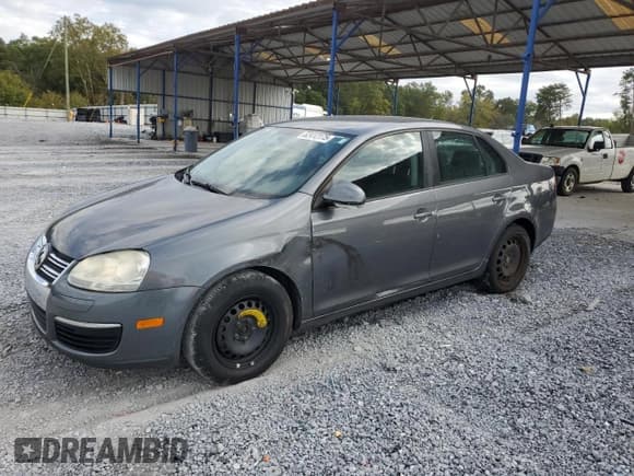 ✅ 2010 Volkswagen Jetta S • VIN: 3VWJX7AJ7AM080036 • Лот: 82412175. Опубликован ранее на Copart с пробегом 167 609 миль. Бесплатный доступ к архиву аукционных продаж из США и подробный отчёт об истории автомобиля на DreamBid. Изображение 1.