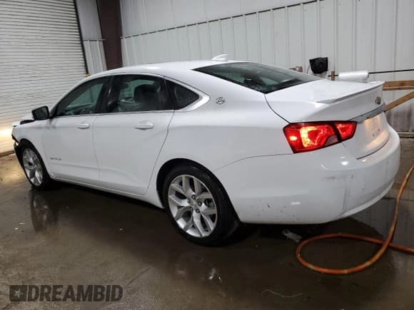 ✅ 2015 Chevrolet Impala LT • VIN: 1G1115SL1FU102309 • Lot: 89640895. Listed on Copart with 23,737 mi. Free auction sales archive from the USA and detailed vehicle history report at DreamBid. Image 2.