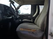 ✅ 2017 Chevrolet Express Passenger LT • VIN: 1GAZGPFG4H1112511 • Лот: 91654145. Опубликован ранее на Copart с пробегом 62 138 миль. Бесплатный доступ к архиву аукционных продаж из США и подробный отчёт об истории автомобиля на DreamBid. Изображение 7.