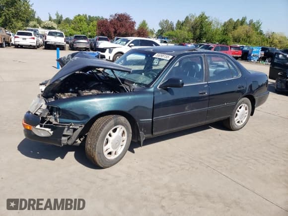 ✅ 1992 Toyota Camry • VIN: JT2VK12E2N0099354 • Lot: 55098155. Wystawiony na Copart z przebiegiem 153 493 mil. Bezpłatny archiwum sprzedaży aukcyjnych z USA i szczegółowy raport historii pojazdu na DreamBid. Zdjęcie 1.