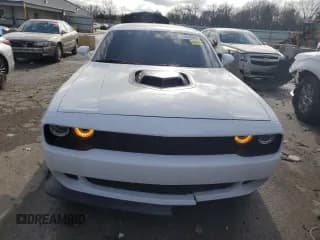 ✅ 2021 Dodge Challenger R/T Scat Pack • VIN: 2C3CDZFJ1MH614597 • Lot: 36924663. Wystawiony na Copart z przebiegiem 9 105 mil. Bezpłatny archiwum sprzedaży aukcyjnych z USA i szczegółowy raport historii pojazdu na DreamBid. Zdjęcie 5.