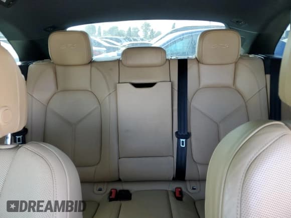 ✅ 2017 Porsche Macan GTS • VIN: WP1AG2A53HLB53129 • Lot: 86459715. Wystawiony na Copart z przebiegiem 88 983 mil. Bezpłatny archiwum sprzedaży aukcyjnych z USA i szczegółowy raport historii pojazdu na DreamBid. Zdjęcie 10.