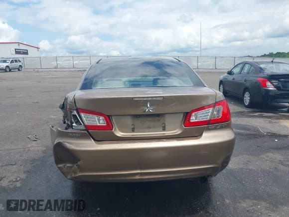 ✅ 2009 Mitsubishi Galant ES • VIN: 4A3AB36F69E005597 • Lot: 42743689. Wystawiony na IAAI z przebiegiem 237 298 mil. Bezpłatny archiwum sprzedaży aukcyjnych z USA i szczegółowy raport historii pojazdu na DreamBid. Zdjęcie 16.