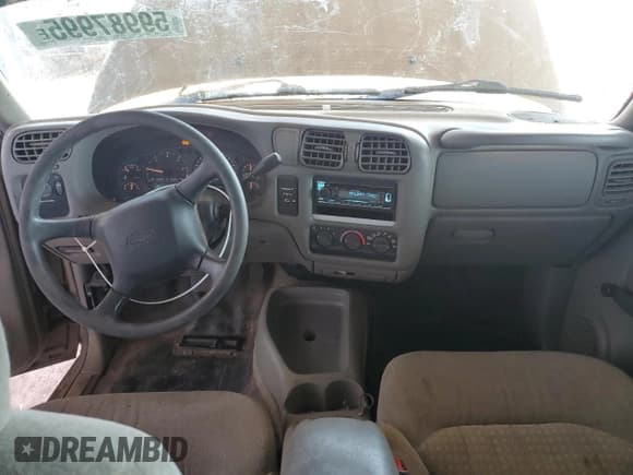 ✅ 2002 Chevrolet S-10 • VIN: 1GCCS19W728238050 • Лот: 59987995. Опубликован ранее на Copart с пробегом 164 658 миль. Бесплатный доступ к архиву аукционных продаж из США и подробный отчёт об истории автомобиля на DreamBid. Изображение 8.