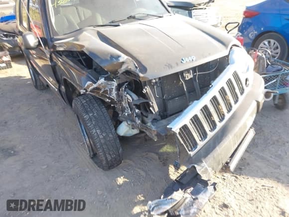✅ 2006 Jeep Liberty Limited • VIN: 1J4GL58K36W251328 • Lot: 43626602. Listed on IAAI with 226,550 mi. Free auction sales archive from the USA and detailed vehicle history report at DreamBid. Image 6.