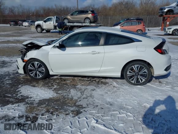 ✅ 2016 Honda Civic EX-L • VIN: 2HGFC3B79GH357861 • Лот: 41348180. Опубликован ранее на IAAI с пробегом 95 620 миль. Бесплатный доступ к архиву аукционных продаж из США и подробный отчёт об истории автомобиля на DreamBid. Изображение 14.