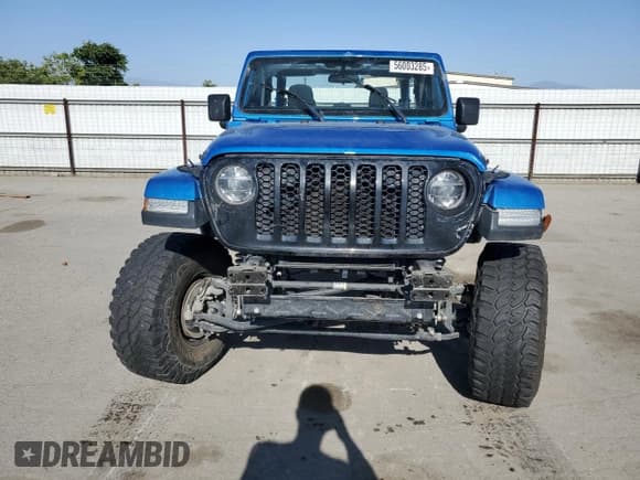 ✅ 2022 Jeep Gladiator Texas Trail • VIN: 1C6HJTAG4NL135346 • Lot: 56003285. Wystawiony na Copart z przebiegiem 40 125 mil. Bezpłatny archiwum sprzedaży aukcyjnych z USA i szczegółowy raport historii pojazdu na DreamBid. Zdjęcie 5.