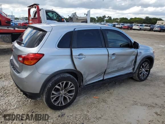 2017 Mitsubishi Outlander ES с VIN JA4AP3AU4HZ064160, выставлен на аукционе Copart как лот 84755525 с пробегом 156 226 миль миль и Списание • Salvage title. История ставок и продаж доступна на DreamBid. Изображение 3.