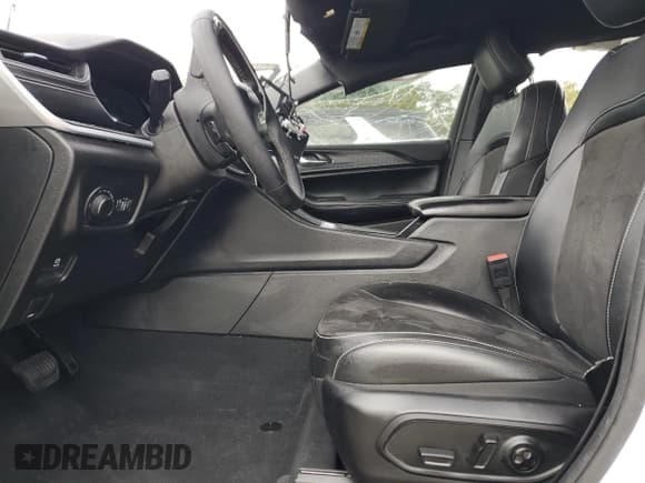 ✅ 2024 Jeep Grand Cherokee Laredo X • VIN: 1C4RJGAG5RC195923 • Lot: 46088565. Listed on Copart with Not provided. Free auction sales archive from the USA and detailed vehicle history report at DreamBid. Image 7.