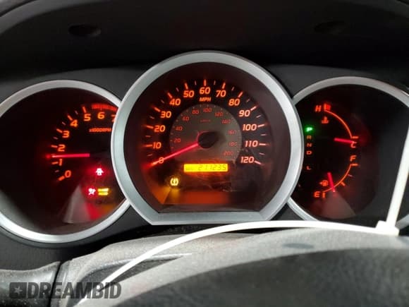 ✅ 2008 Toyota Tacoma • VIN: 5TELU42N88Z534263 • Lot: 89564825. Wystawiony na Copart z przebiegiem 211 235 mil. Bezpłatny archiwum sprzedaży aukcyjnych z USA i szczegółowy raport historii pojazdu na DreamBid. Zdjęcie 9.