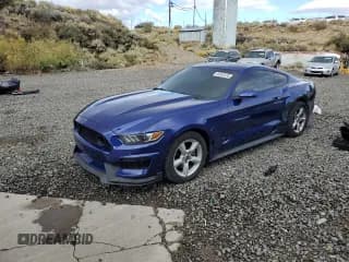 ✅ 2015 Ford Mustang V6 • VIN: 1FA6P8AM3F5385674 • Lot: 84583435. Wystawiony na Copart z przebiegiem 125 094 mil. Bezpłatny archiwum sprzedaży aukcyjnych z USA i szczegółowy raport historii pojazdu na DreamBid. Zdjęcie 1.