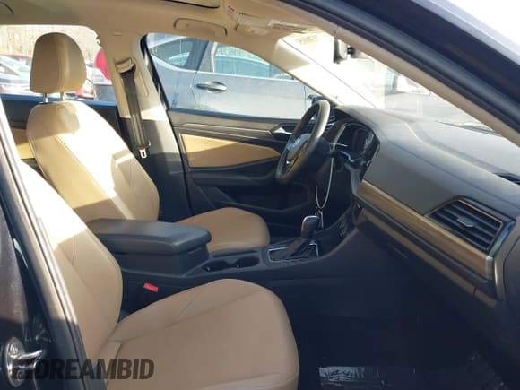 ✅ 2020 Volkswagen Jetta SEL • VIN: 3VWEB7BU2LM056514 • Лот: 41300051. Опубликован ранее на IAAI с пробегом 58 439 миль. Бесплатный доступ к архиву аукционных продаж из США и подробный отчёт об истории автомобиля на DreamBid. Изображение 5.