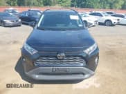 ✅ 2019 Toyota RAV4 XLE • VIN: 2T3W1RFV3KW012477 • Лот: 43271739. Опубликован ранее на IAAI с пробегом 188 136 миль. Бесплатный доступ к архиву аукционных продаж из США и подробный отчёт об истории автомобиля на DreamBid. Изображение 12.