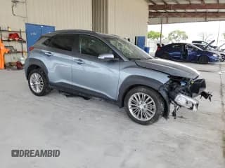 ✅ 2021 Hyundai Kona SEL • VIN: KM8K22AAXMU604333 • Лот: 60241034. Опубликован ранее на Copart с пробегом 49 623 миль. Бесплатный доступ к архиву аукционных продаж из США и подробный отчёт об истории автомобиля на DreamBid. Изображение 4.