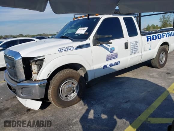 ✅ 2014 Ford F-250 XL • VIN: 1FT7X2A62EEB56883 • Lot: 41441884. Wystawiony na IAAI z przebiegiem 179 813 mil. Bezpłatny archiwum sprzedaży aukcyjnych z USA i szczegółowy raport historii pojazdu na DreamBid. Zdjęcie 18.