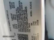 ✅ 2024 Chevrolet Colorado 4WD Work Truck • VIN: 1GCGTBEC2R1104825 • Лот: 82832594. Опубликован ранее на Copart с пробегом 1 010 миль. Бесплатный доступ к архиву аукционных продаж из США и подробный отчёт об истории автомобиля на DreamBid. Изображение 13.