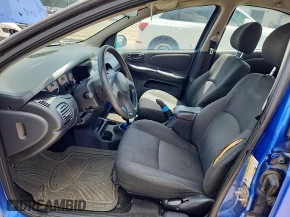 2005 Dodge Neon SXT z VIN 1B3ES56C65D149710, wystawiony jako Copart lot #61543415 z przebiegiem 157 433 mil mil oraz Szkoda całkowita • Salvage title. Historia ofert i sprzedaży dostępna na DreamBid. Obrazek 7.