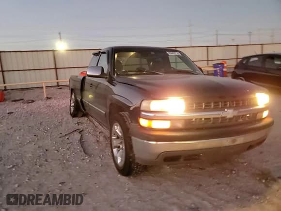 ✅ 2000 Chevrolet Silverado 1500 LT • VIN: 2GCEC19T9Y1122355 • Лот: 80642214. Опубликован ранее на Copart с пробегом 236 497 миль. Бесплатный доступ к архиву аукционных продаж из США и подробный отчёт об истории автомобиля на DreamBid. Изображение 11.
