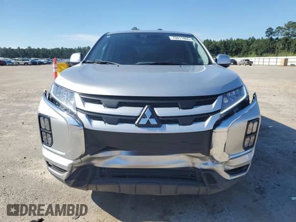 2024 Mitsubishi Outlander S z VIN JA4ARUAU4RU024126, wystawiony jako Copart lot #70811865 z przebiegiem 12 435 mil mil oraz Szkoda całkowita • Salvage title. Historia ofert i sprzedaży dostępna na DreamBid. Obrazek 5.