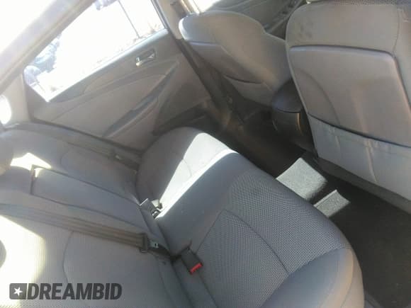 ✅ 2014 Hyundai Sonata GLS • VIN: 5NPEB4AC6EH822425 • Лот: 43340758. Опубликован ранее на IAAI с пробегом 94 042 миль. Бесплатный доступ к архиву аукционных продаж из США и подробный отчёт об истории автомобиля на DreamBid. Изображение 8.