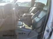 ✅ 2004 Chevrolet Suburban Z71 • VIN: 3GNFK16Z14G238951 • Лот: 78673354. Опубликован ранее на Copart с пробегом 221 867 миль. Бесплатный доступ к архиву аукционных продаж из США и подробный отчёт об истории автомобиля на DreamBid. Изображение 7.