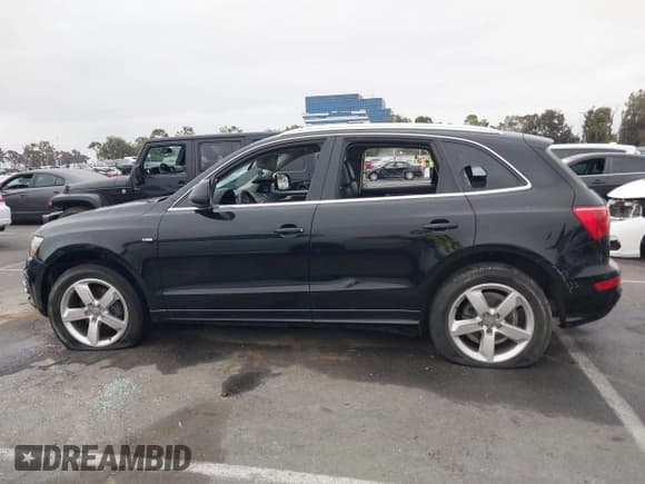 ✅ 2011 Audi Q5 Premium Plus • VIN: WA1DKAFP6BA001604 • Lot: 42793248. Wystawiony na IAAI z przebiegiem 143 457 mil. Bezpłatny archiwum sprzedaży aukcyjnych z USA i szczegółowy raport historii pojazdu na DreamBid. Zdjęcie 14.