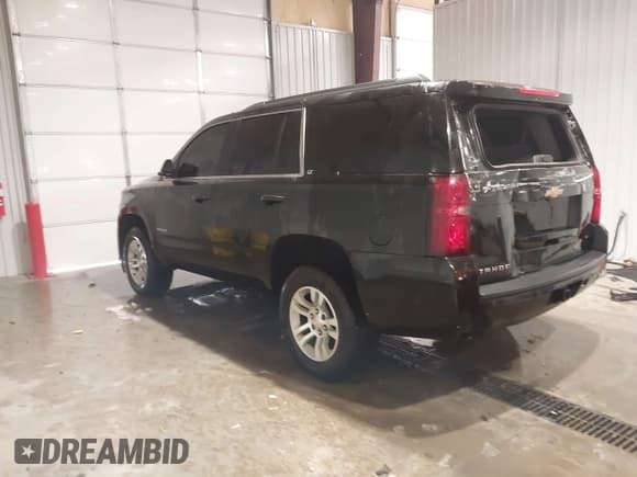 ✅ 2017 Chevrolet Tahoe LT • VIN: 1GNSKBKC6HR299126 • Lot: 41300644. Listed on IAAI with 124,821 mi. Free auction sales archive from the USA and detailed vehicle history report at DreamBid. Image 3.
