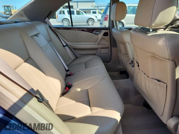 ✅ 1998 Mercedes-Benz E 320 • VIN: WDBJF65FXWA486627 • Lot: 68735935. Listed on Copart with 72,778 mi. Free auction sales archive from the USA and detailed vehicle history report at DreamBid. Image 10.
