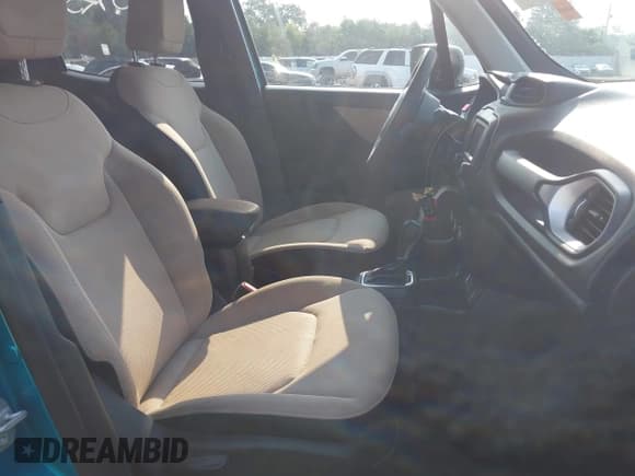 ✅ 2020 Jeep Renegade Sport • VIN: ZACNJBAB3LPL58574 • Лот: 42859230. Опубликован ранее на IAAI с пробегом 52 155 миль. Бесплатный доступ к архиву аукционных продаж из США и подробный отчёт об истории автомобиля на DreamBid. Изображение 5.