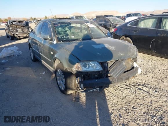 ✅ 2003 Volkswagen Passat GLS • VIN: WVWPH63B23P274061 • Lot: 41328068. Wystawiony na IAAI z przebiegiem Nie podano. Bezpłatny archiwum sprzedaży aukcyjnych z USA i szczegółowy raport historii pojazdu na DreamBid. Zdjęcie 1.