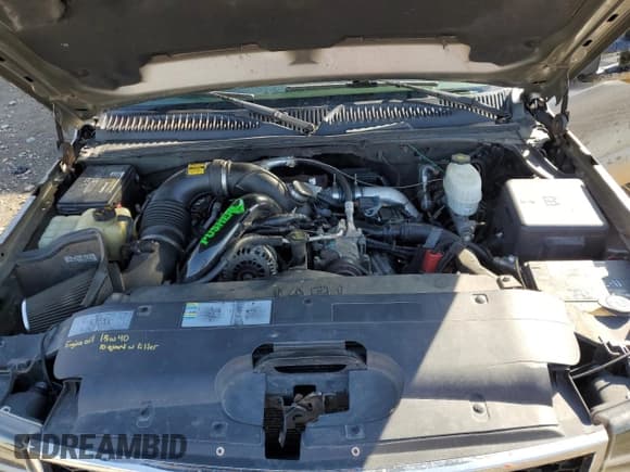 ✅ 2006 Chevrolet Silverado 2500HD LT1 • VIN: 1GCHK23246F103885 • Lot: 48869075. Wystawiony na Copart z przebiegiem Nie podano. Bezpłatny archiwum sprzedaży aukcyjnych z USA i szczegółowy raport historii pojazdu na DreamBid. Zdjęcie 11.