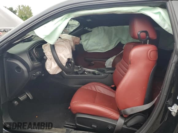 ✅ 2021 Dodge Challenger SRT Hellcat • VIN: 2C3CDZC90MH603035 • Lot: 68492914. Wystawiony na Copart z przebiegiem 14 657 mil. Bezpłatny archiwum sprzedaży aukcyjnych z USA i szczegółowy raport historii pojazdu na DreamBid. Zdjęcie 7.