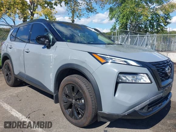 ✅ 2023 Nissan Rogue SV • VIN: JN8BT3BB1PW202695 • Lot: 43319662. Wystawiony na IAAI z przebiegiem 30 179 mil. Bezpłatny archiwum sprzedaży aukcyjnych z USA i szczegółowy raport historii pojazdu na DreamBid. Zdjęcie 6.