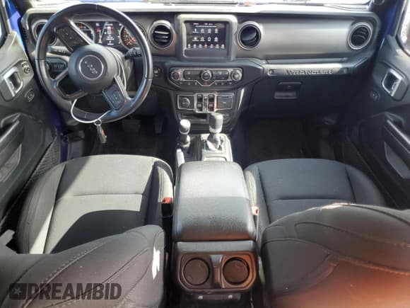 ✅ 2020 Jeep Wrangler Unlimited Willys • VIN: 1C4HJXDG1LW250252 • Lot: 52755475. Wystawiony na Copart z przebiegiem 64 992 mil. Bezpłatny archiwum sprzedaży aukcyjnych z USA i szczegółowy raport historii pojazdu na DreamBid. Zdjęcie 8.