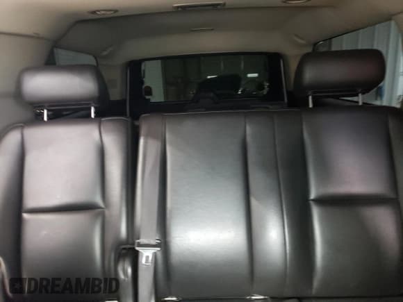 ✅ 2008 Chevrolet Suburban Commercial • VIN: 3GNGK26K58G254718 • Lot: 53383425. Wystawiony na Copart z przebiegiem 146 068 mil. Bezpłatny archiwum sprzedaży aukcyjnych z USA i szczegółowy raport historii pojazdu na DreamBid. Zdjęcie 10.