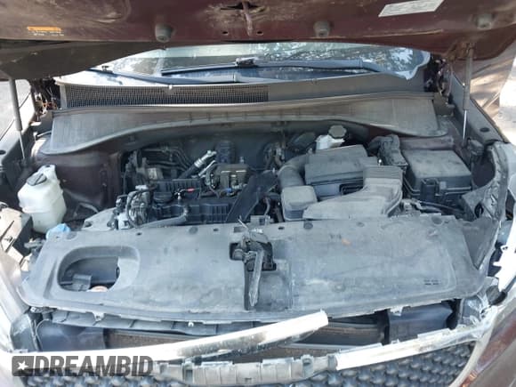 ✅ 2017 Kia Sorento LX • VIN: 5XYPGDA3XHG220018 • Lot: 43156240. Listed on IAAI with 141,750 mi. Free auction sales archive from the USA and detailed vehicle history report at DreamBid. Image 10.