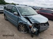 ✅ 2010 Chrysler Town & Country Touring Plus • VIN: 2A4RR8DX0AR494185 • Lot: 68684335. Wystawiony na Copart z przebiegiem 131 904 mil. Bezpłatny archiwum sprzedaży aukcyjnych z USA i szczegółowy raport historii pojazdu na DreamBid. Zdjęcie 4.