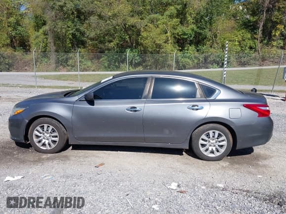 ✅ 2016 Nissan Altima S • VIN: 1N4AL3AP4GC178095 • Lot: 43263033. Listed on IAAI with 195,054 mi. Free auction sales archive from the USA and detailed vehicle history report at DreamBid. Image 14.