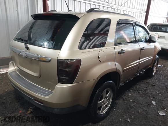 ✅ 2008 Chevrolet Equinox LS • VIN: 2CNDL23F586061931 • Лот: 41661619. Опубликован ранее на IAAI с пробегом 218 000 миль. Бесплатный доступ к архиву аукционных продаж из США и подробный отчёт об истории автомобиля на DreamBid. Изображение 4.