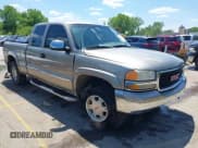 ✅ 2001 GMC Sierra 1500 SLE • VIN: 2GTEK19T611308931 • Лот: 42192722. Опубликован ранее на IAAI с пробегом 271 777 миль. Бесплатный доступ к архиву аукционных продаж из США и подробный отчёт об истории автомобиля на DreamBid. Изображение 1.