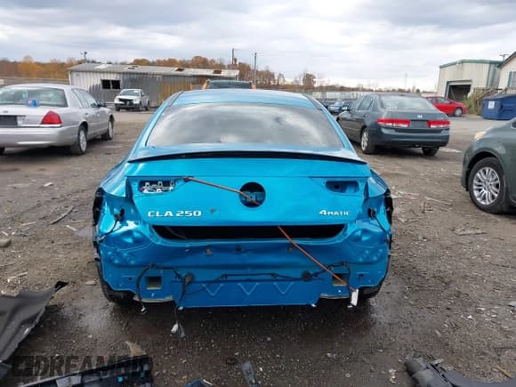 ✅ 2024 Mercedes-Benz CLA 250 • VIN: W1K5J4HB8RN450291 • Lot: 43591186. Wystawiony na IAAI z przebiegiem 11 401 mil. Bezpłatny archiwum sprzedaży aukcyjnych z USA i szczegółowy raport historii pojazdu na DreamBid. Zdjęcie 17.