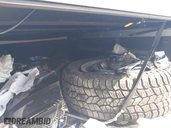 ✅ 2018 Chevrolet Silverado 2500HD LT • VIN: 1GC1KVEY8JF163973 • Лот: 43140838. Опубликован ранее на IAAI с пробегом 126 893 миль. Бесплатный доступ к архиву аукционных продаж из США и подробный отчёт об истории автомобиля на DreamBid. Изображение 12.