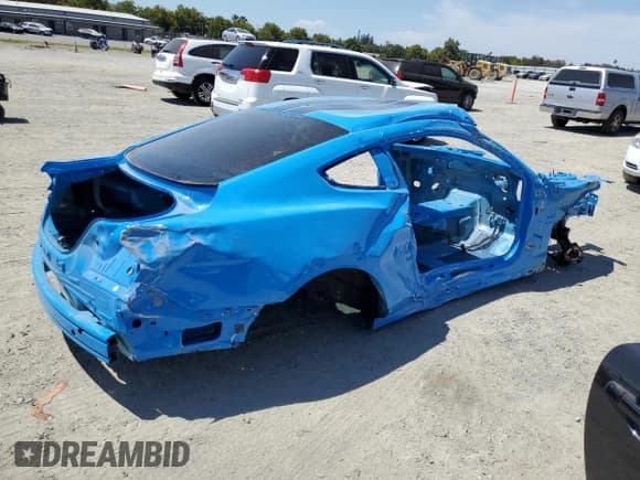 ✅ 2017 Ford Mustang Shelby GT350 • VIN: 1FA6P8JZ5H5522211 • Lot: 67033365. Wystawiony na Copart z przebiegiem Nie podano. Bezpłatny archiwum sprzedaży aukcyjnych z USA i szczegółowy raport historii pojazdu na DreamBid. Zdjęcie 3.