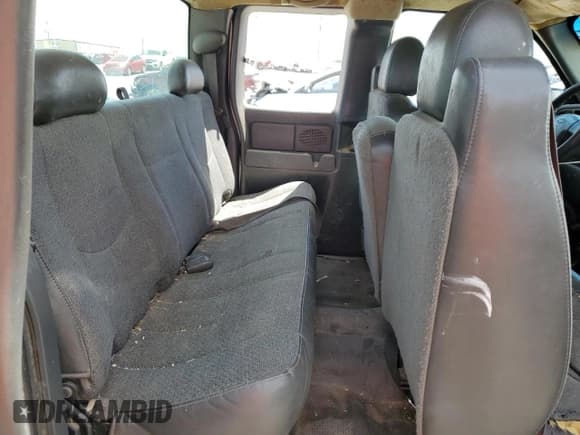 ✅ 2005 Chevrolet Silverado 1500 • VIN: 1GCEC19V45Z193693 • Лот: 53571995. Опубликован ранее на Copart с пробегом 325 082 миль. Бесплатный доступ к архиву аукционных продаж из США и подробный отчёт об истории автомобиля на DreamBid. Изображение 10.