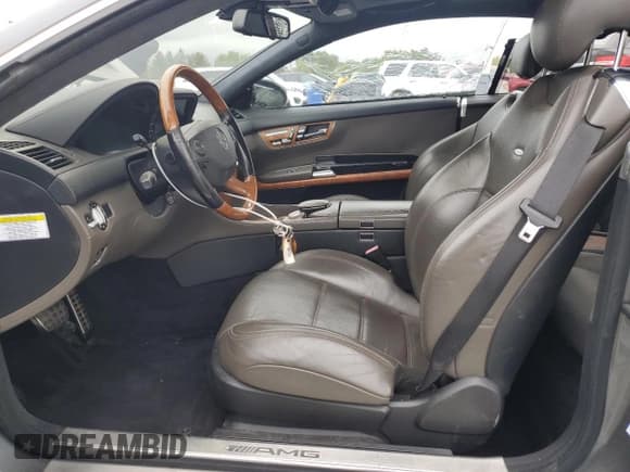 ✅ 2008 Mercedes-Benz CL 63 AMG • VIN: WDDEJ77X78A017453 • Лот: 80493015. Опубликован ранее на Copart с пробегом Не указан. Бесплатный доступ к архиву аукционных продаж из США и подробный отчёт об истории автомобиля на DreamBid. Изображение 7.