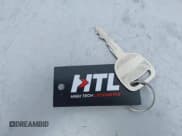 ✅ 2004 Chevrolet Silverado 1500 LS • VIN: 2GCEK13T441417014 • Lot: 41862989. Wystawiony na IAAI z przebiegiem 219 205 mil. Bezpłatny archiwum sprzedaży aukcyjnych z USA i szczegółowy raport historii pojazdu na DreamBid. Zdjęcie 11.