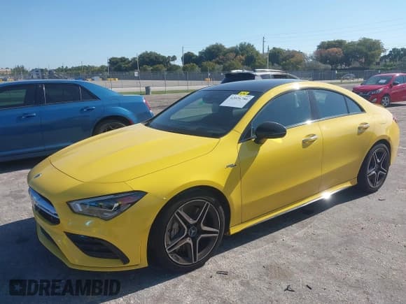 ✅ 2022 Mercedes-Benz CLA 35 AMG • VIN: W1K5J5BB1NN298900 • Lot: 42026786. Wystawiony na IAAI z przebiegiem 74 357 mil. Bezpłatny archiwum sprzedaży aukcyjnych z USA i szczegółowy raport historii pojazdu na DreamBid. Zdjęcie 2.