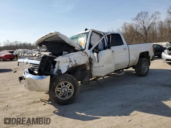 ✅ 2016 Chevrolet Silverado 2500HD LT • VIN: 1GC1KVEG4GF185887 • Lot: 48914145. Wystawiony na Copart z przebiegiem 107 945 mil. Bezpłatny archiwum sprzedaży aukcyjnych z USA i szczegółowy raport historii pojazdu na DreamBid. Zdjęcie 1.