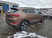 ✅ 2016 Hyundai Tucson Limited • VIN: KM8J33A29GU073802 • Лот: 91967875. Опубликован ранее на Copart с пробегом 56 952 миль. Бесплатный доступ к архиву аукционных продаж из США и подробный отчёт об истории автомобиля на DreamBid. Изображение 3.
